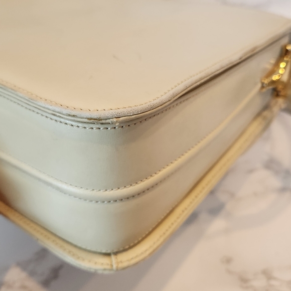 GUCCI Vintage Cream Leather Shoulder Bag - Picture 7 of 15